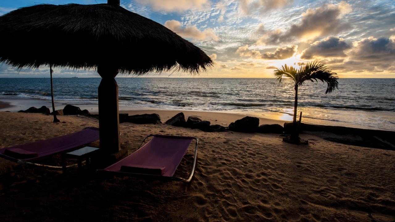 Residence Hoteliere Du Phare Libreville Ngoại thất bức ảnh