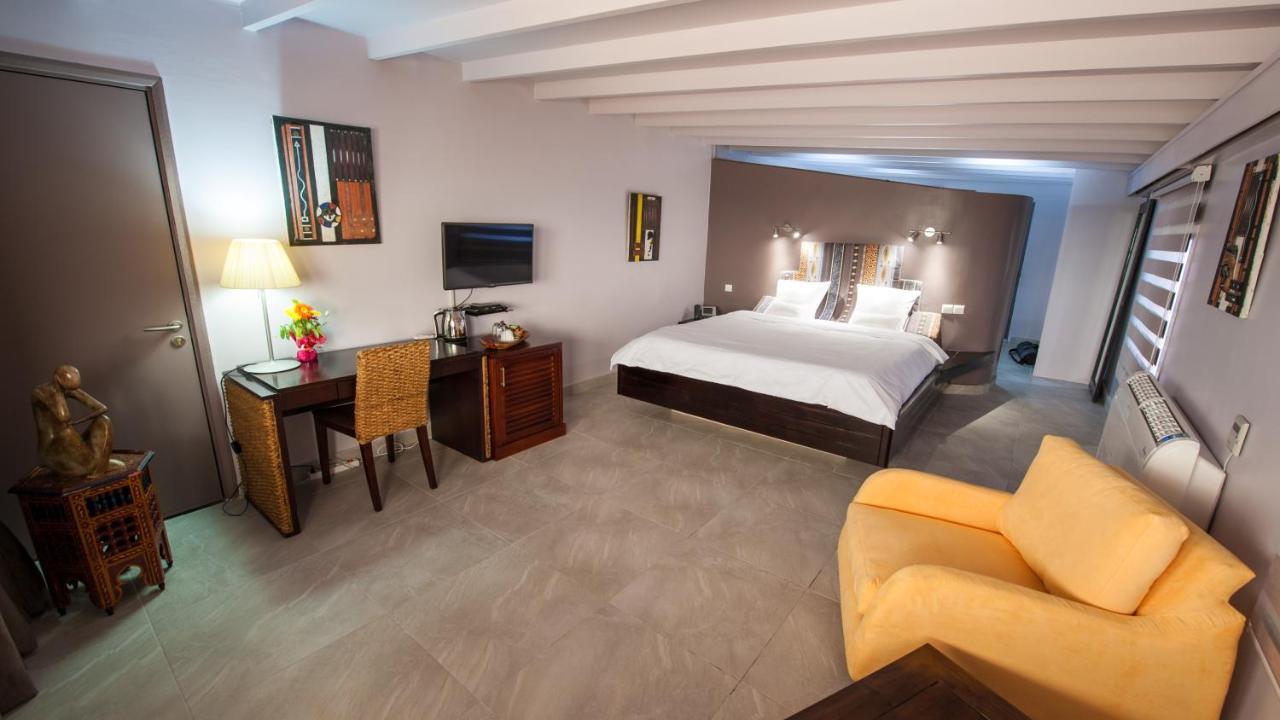 Residence Hoteliere Du Phare Libreville Ngoại thất bức ảnh