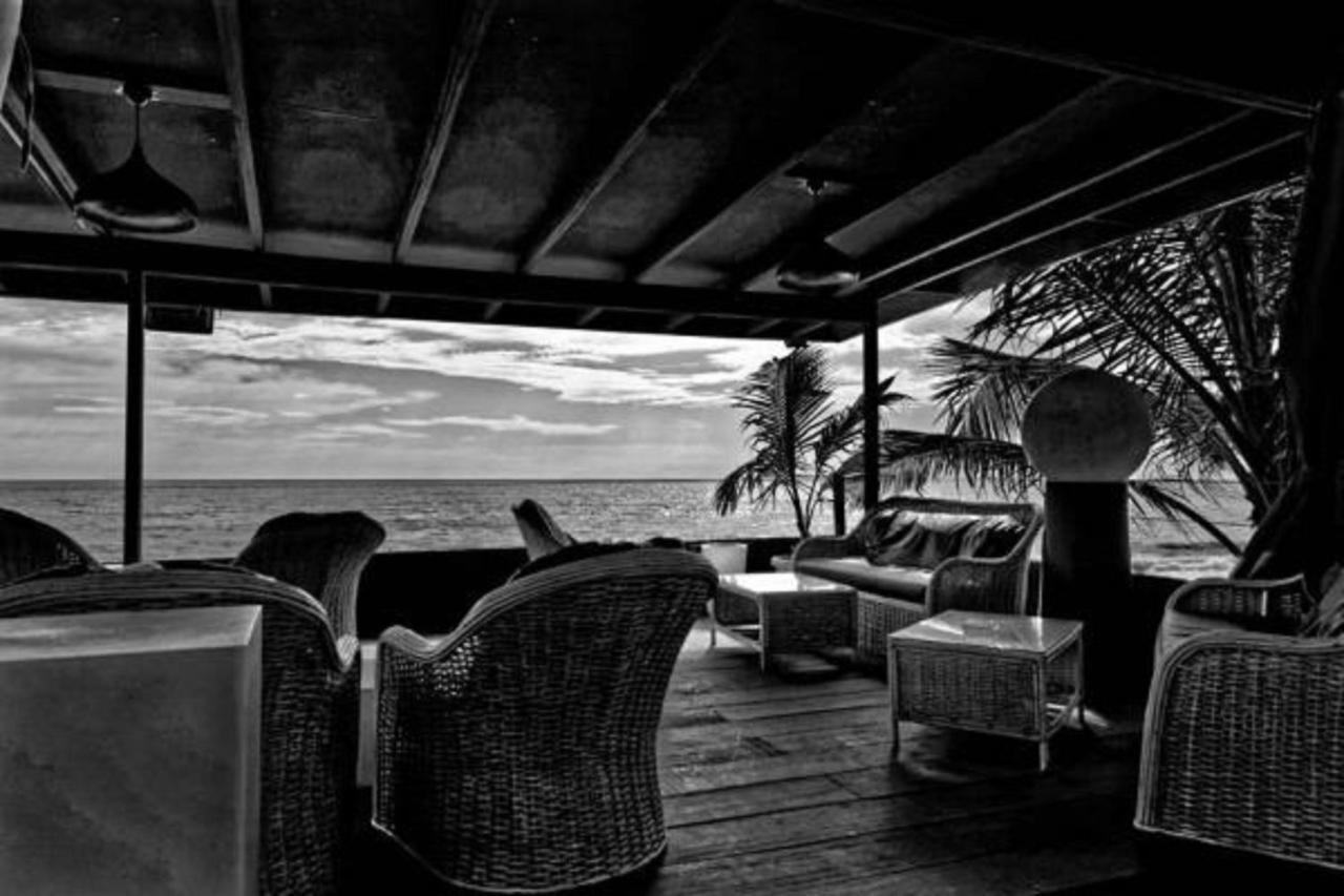 Residence Hoteliere Du Phare Libreville Ngoại thất bức ảnh
